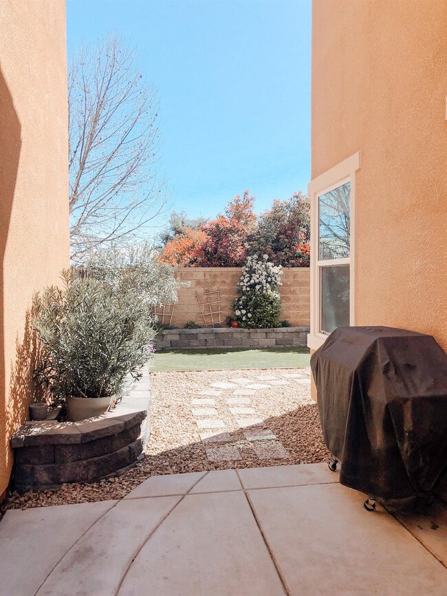 3233 Monviso Ln, Clovis, CA 93619 - photo 6