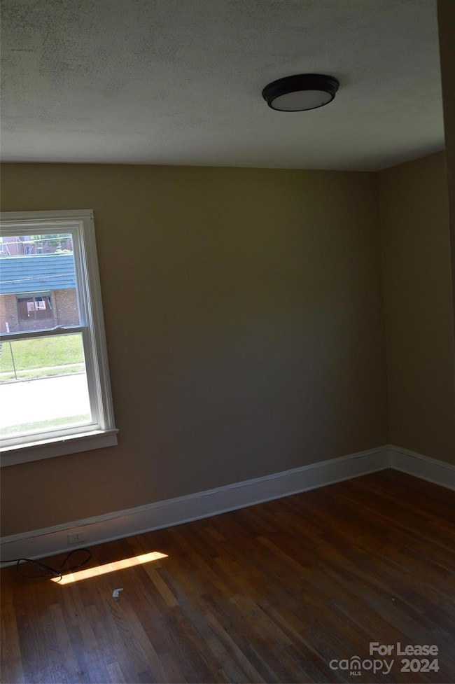 415 N Center St, Statesville, NC 28677 - photo 7