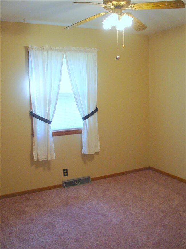 201 Park St, Nixa, MO 65714 - photo 5