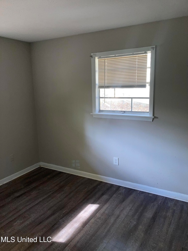 983 Branch St, Jackson, MS 39212 - photo 5