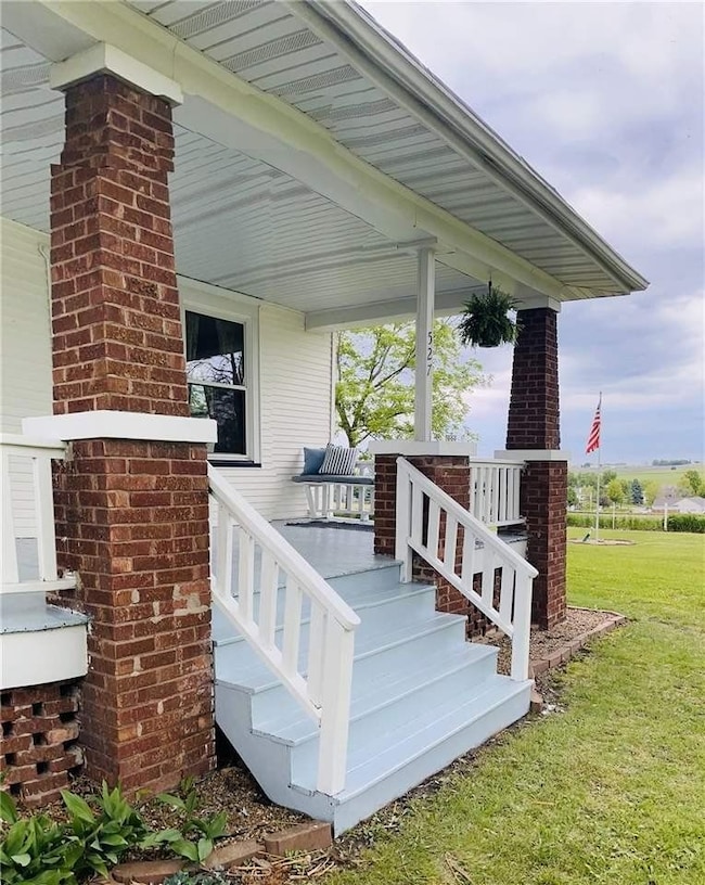 527 Swisher View Dr SW, Swisher, IA 52338 - photo 3