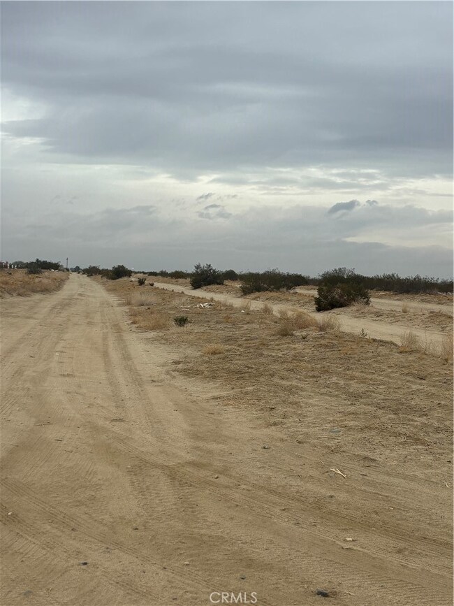 0 Vic Ave R6 225 Ste unit SR25264151, Palmdale, CA 93591 - photo 2