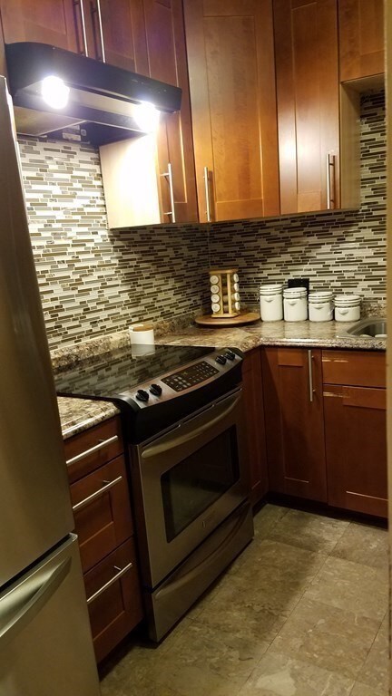 5 Tara Dr unit 4, Weymouth, MA 02188 - photo 2