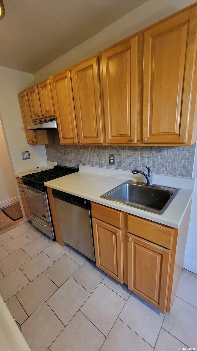 3015 Hobart St unit 4, Woodside, NY 11377 - photo 3