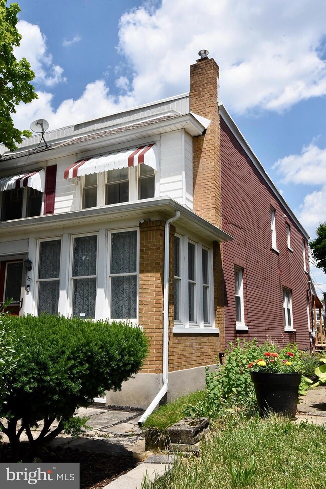 331 S 18th St, Allentown, PA 18104 - photo 4