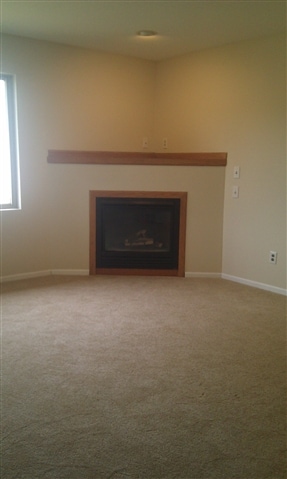 211 Division St, Brooklyn, WI 53521 - photo 5