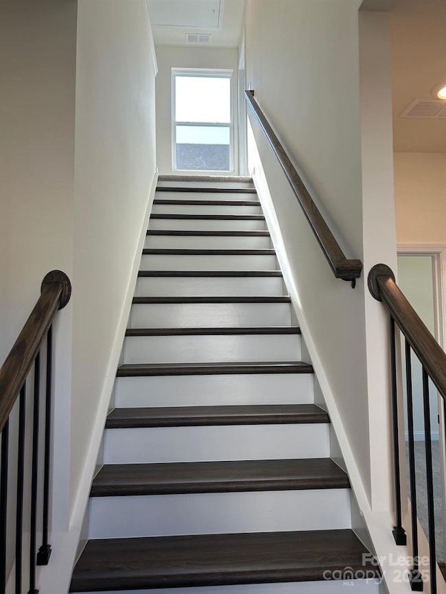 4025 Grommet Ct, Matthews, NC 28105 - photo 4