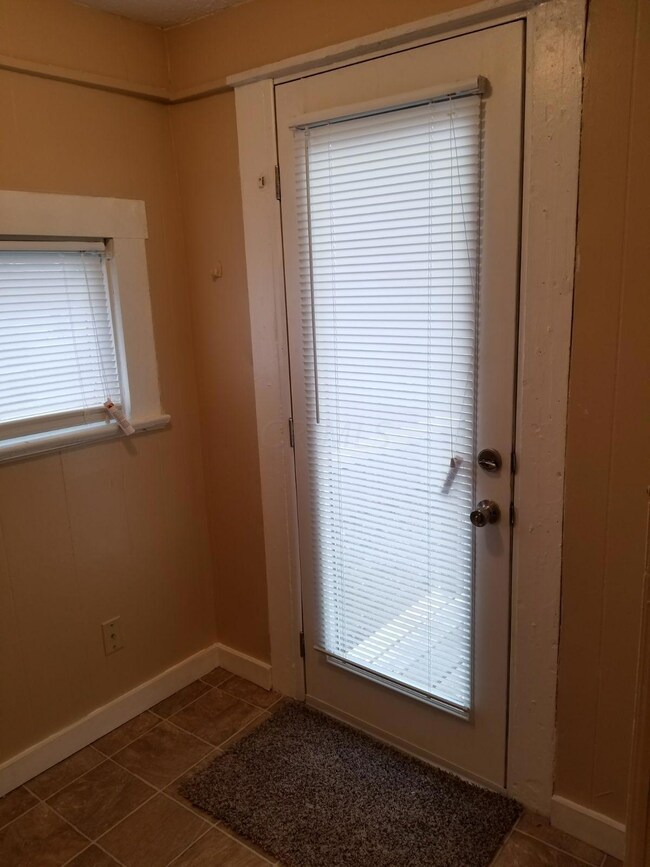 533 Mary St, Marion, OH 43302 - photo 6