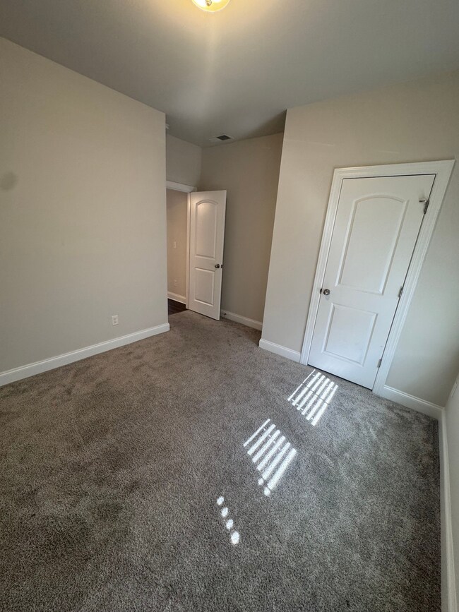 1068 Holland Ridge Way, Lebanon, TN 37090 - photo 5