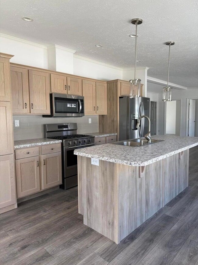 25 Lily's Way, Fairfield, ME 04937 - photo 5