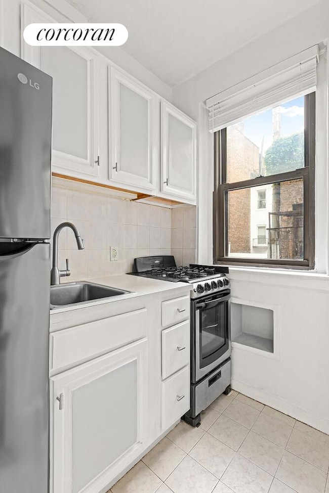 345 E 77th St unit 3F, New York, NY 10075 - photo 3