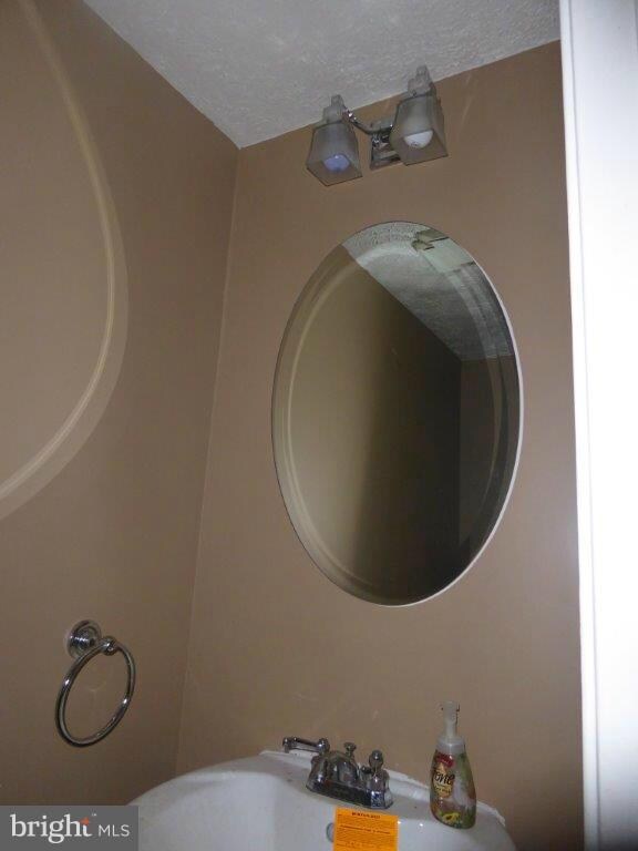 6296 Dawn Day Dr, Columbia, MD 21045 - photo 5