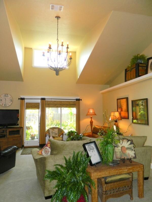 1027 SE Jerrine St, Grants Pass, OR 97527 - photo 6