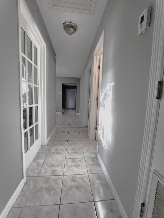 2618 Schilder Dr, Houston, TX 77093 - photo 5