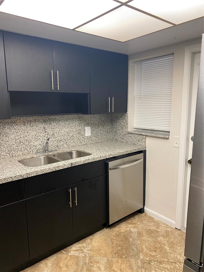 2481 SW 82nd Ave unit 101, Davie, FL 33324 - photo 3