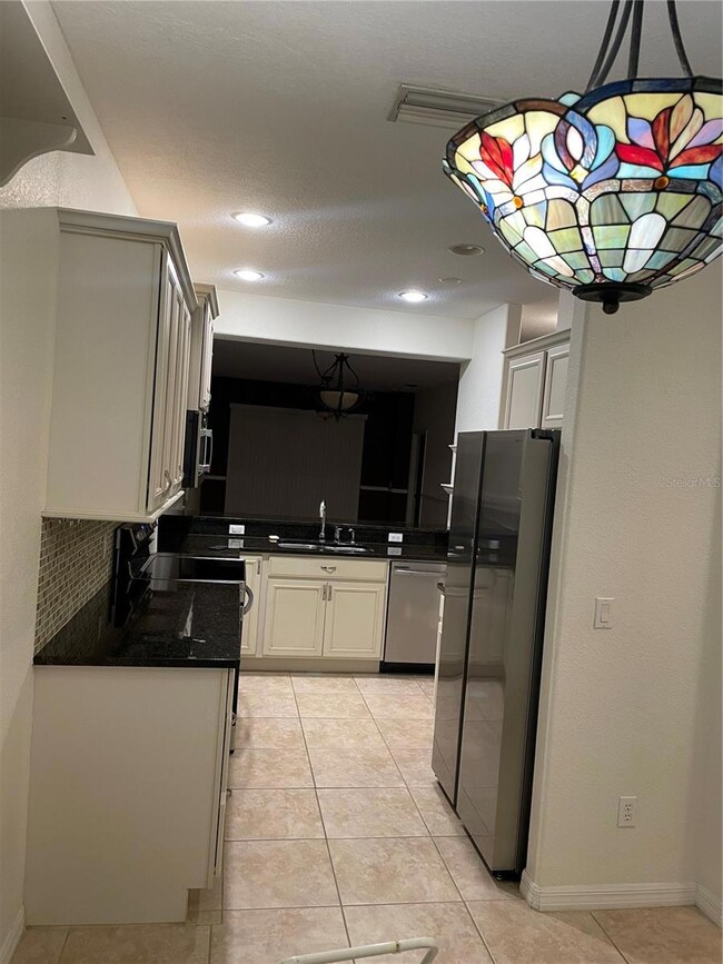 9027 Stone Harbour Loop, Bradenton, FL 34212 - photo 4