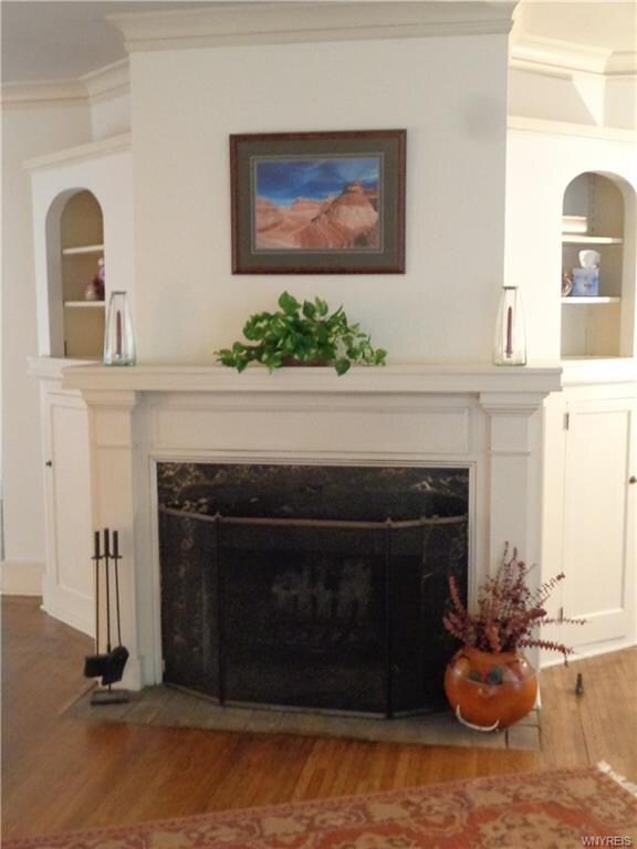 lower unit living room