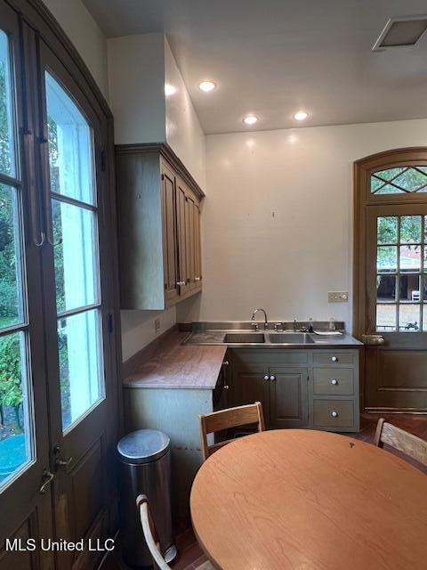 112 Dana Rd, Natchez, MS 39120 - photo 4