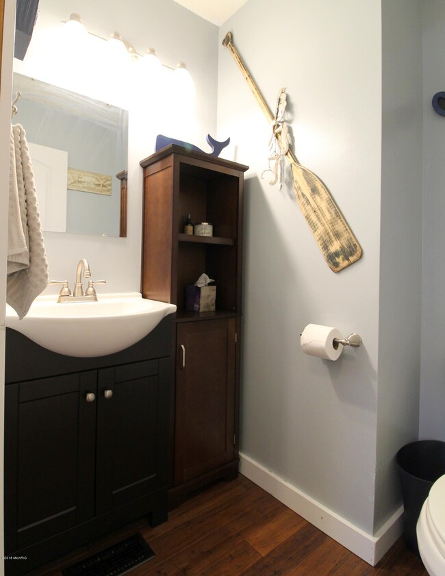 1211 Comstock unit 28, Marshall, MI 49068 - photo 7