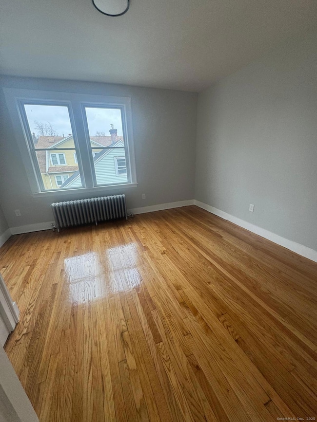60 Arnold St unit 2nd Floor, Hartford, CT 06106 - photo 3