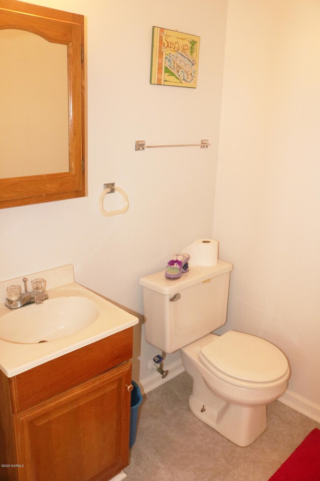 E1360BATHROOM1