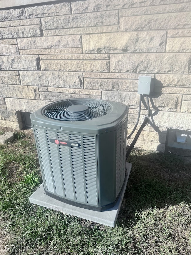 5555 Maplewood Dr, Indianapolis, IN 46224 - photo 5