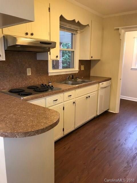 141 Victoria Dr, Statesville, NC 28625 - photo 5