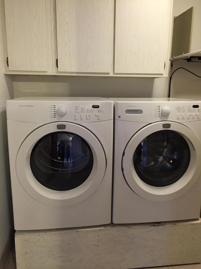 3235 ST-laundry