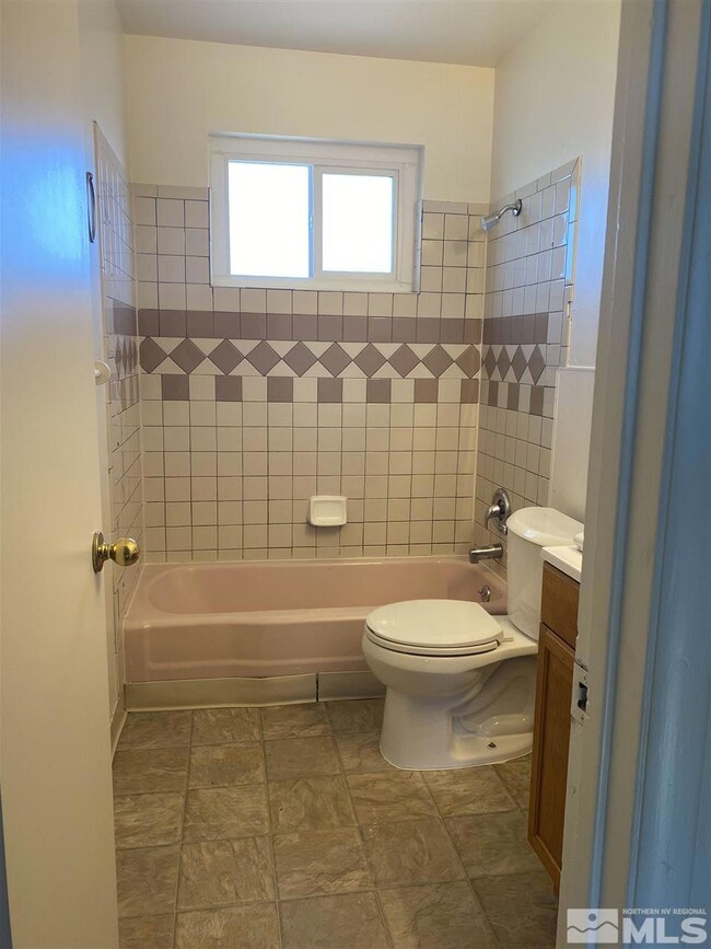 521 C St unit 3, Sparks, NV 89431 - photo 5