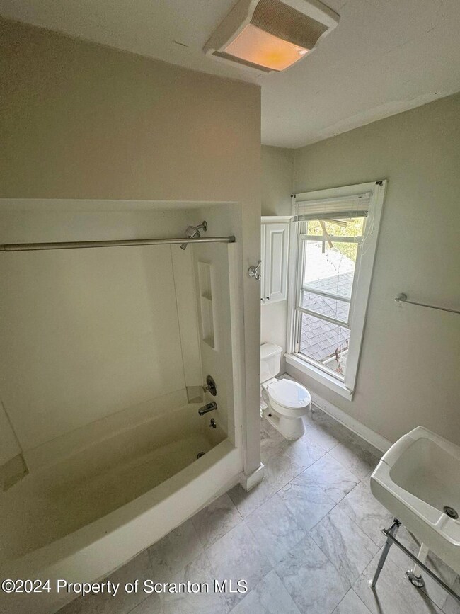 227 Warren St unit 2, West Pittston, PA 18643 - photo 4