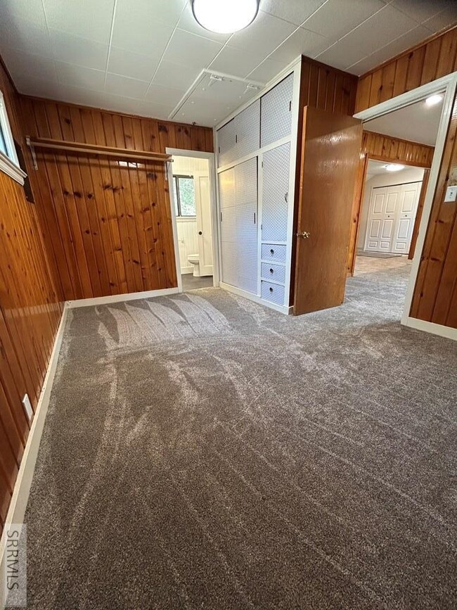 685 S Stout Ave, Blackfoot, ID 83221 - photo 7