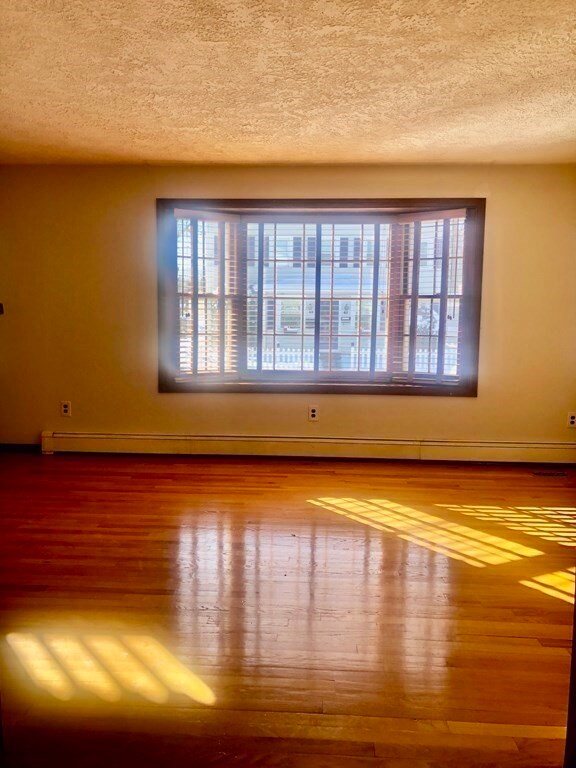 66 Oak St unit 70, Waltham, MA 02453 - photo 4