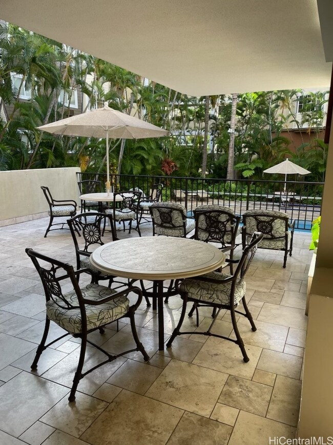 Windsor Condos unit 2701, Honolulu, HI 96815 - photo 5