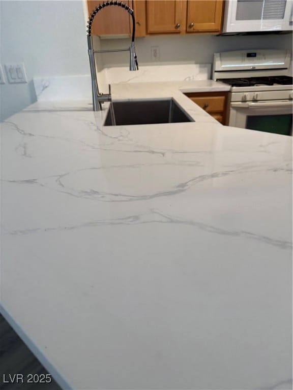 3975 N Hualapai Way unit 121, Las Vegas, NV 89129 - photo 4