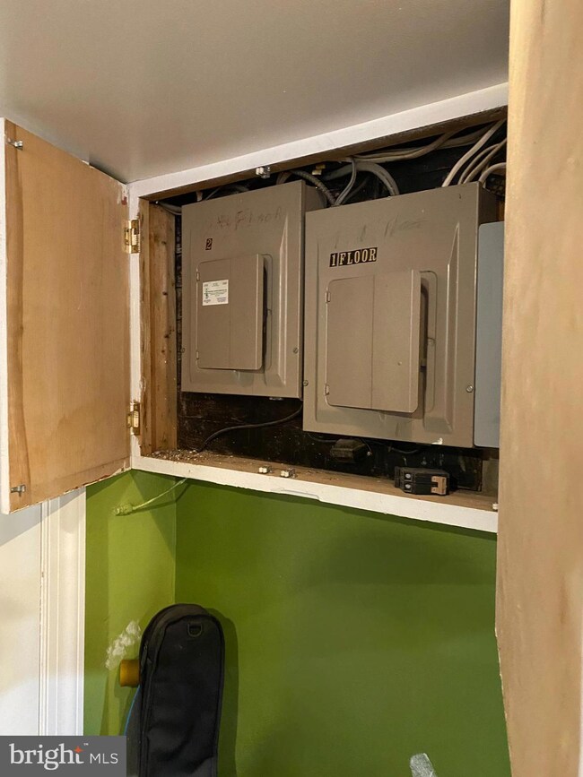 2113 Seneca Rd, Wilmington, DE 19805 - photo 3