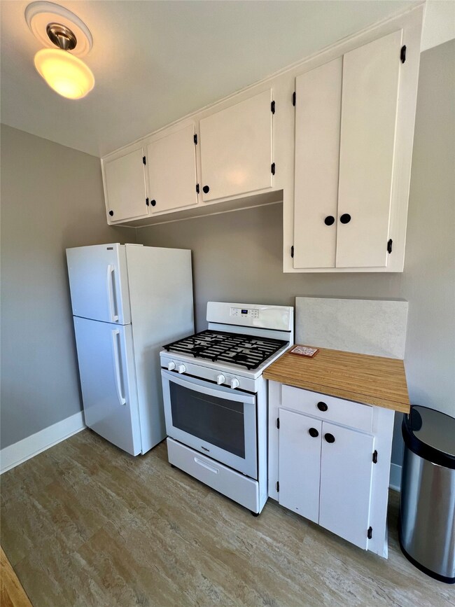 4006 Julian St, Houston, TX 77009 - photo 5