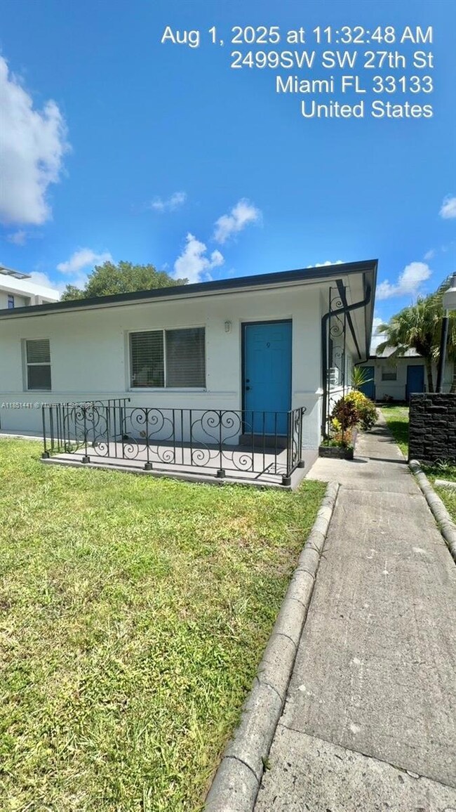 2499 SW 27th St unit 9, Miami, FL 33133 - photo 4