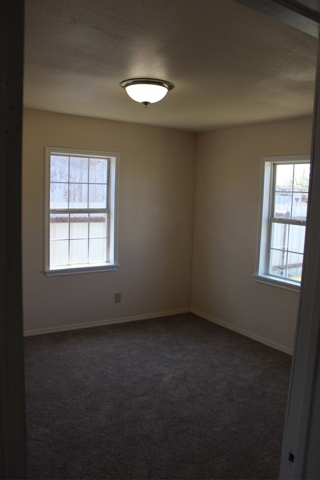 1212 Canal St, Odessa, TX 79765 - photo 5