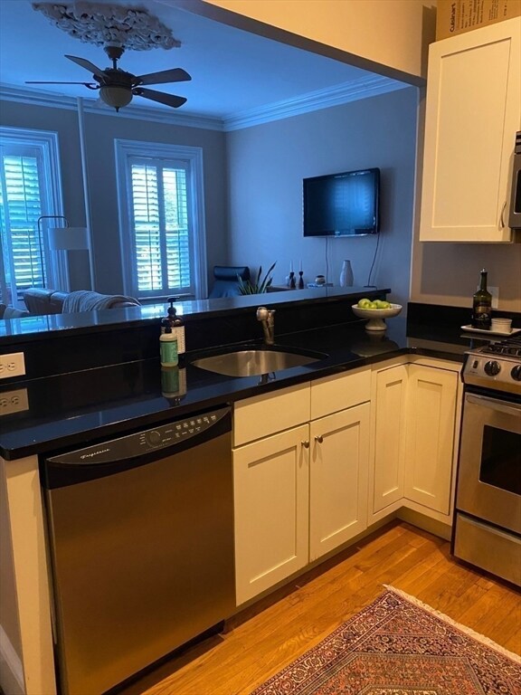 75 Rutland St unit 2, Boston, MA 02118 - photo 6