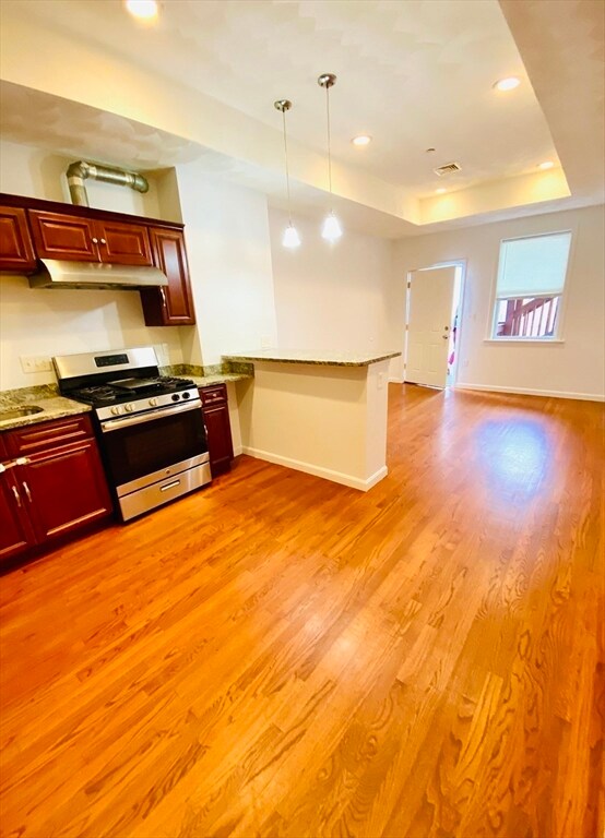 35 Cherry St unit 1, Chelsea, MA 02150 - photo 5