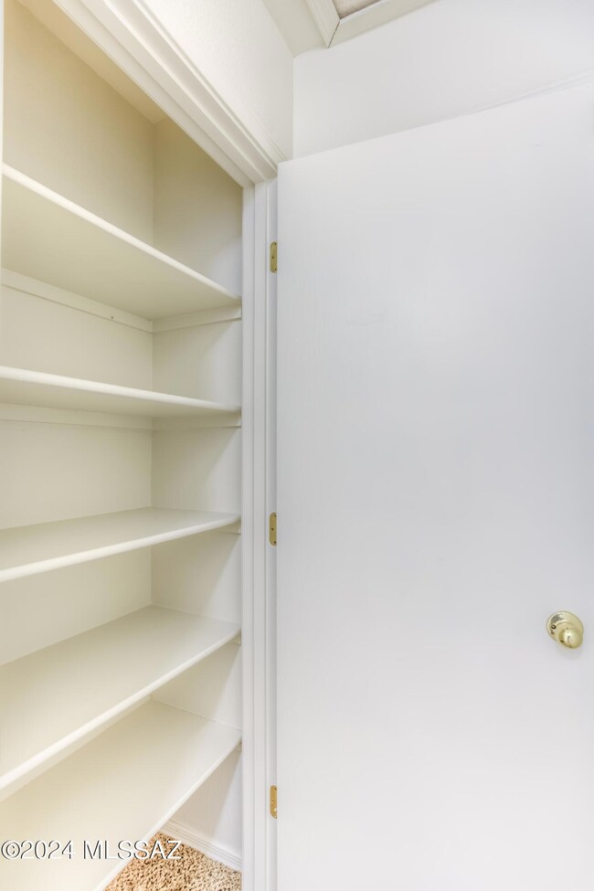 27 Hall Linen Closet