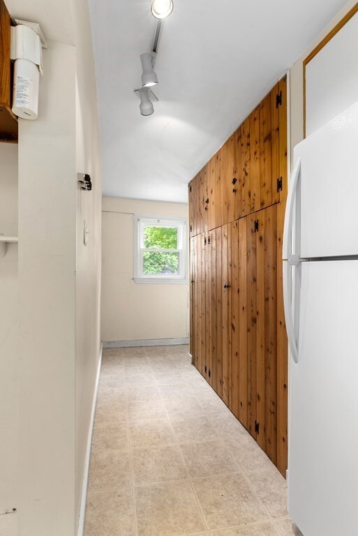 447 Stevens St, North Andover, MA 01845 - photo 5