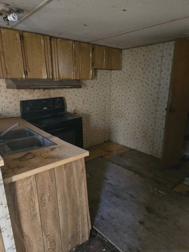 359 Dallas Spencer Mountain Rd unit 28, Gastonia, NC 28056 - photo 4