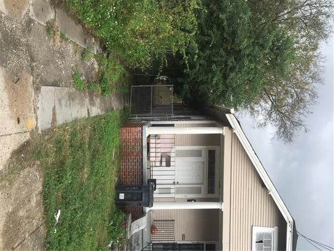 1433 Mazant St, New Orleans, LA 70117 - photo 3