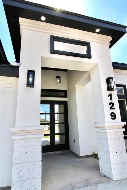 129 Irvine Ave, Alamo, TX 78516 - photo 5