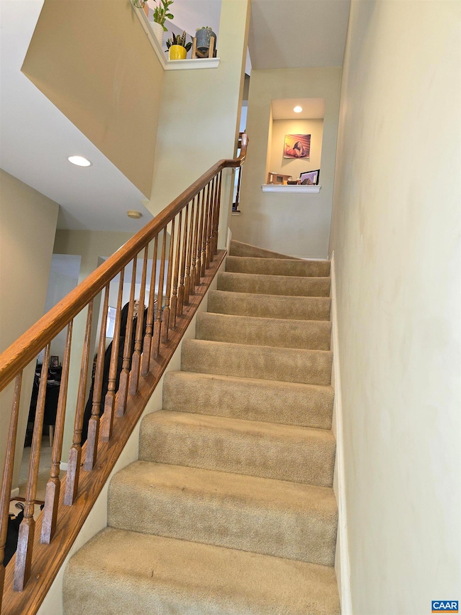 927 Bing Ln, Charlottesville, VA 22903 - photo 6