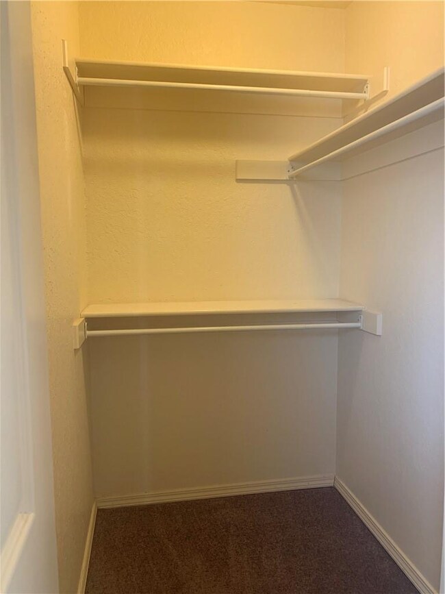 229 Carrigan Rd unit A, Elkins, AR 72727 - photo 4