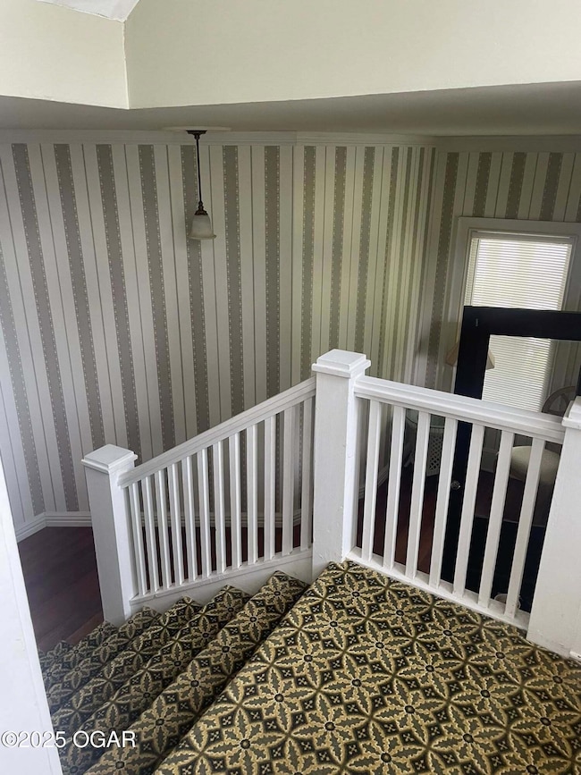 1182 Grand Ave, Carthage, MO 64836 - photo 4