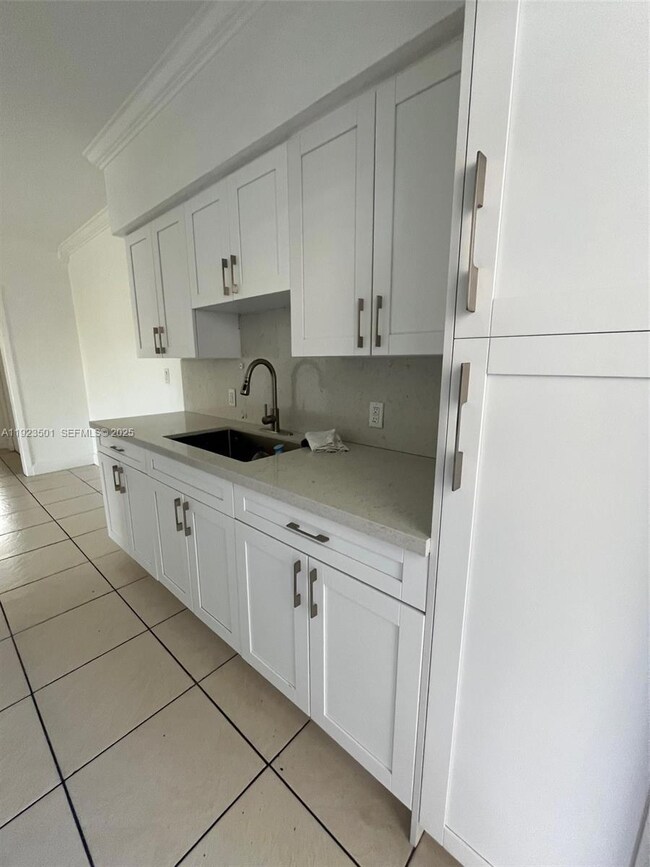 315 69th St unit 212, Miami Beach, FL 33141 - photo 4