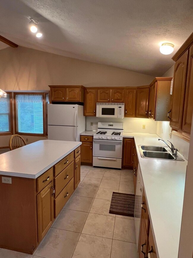 1490 Bogey St SW, Byron Center, MI 49315 - photo 7